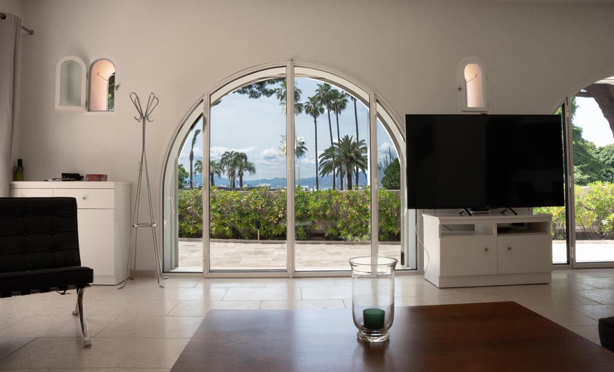 Superbe Villa-appartement Sur La Croisette Avec Grande Terrasse Apartment Cannes