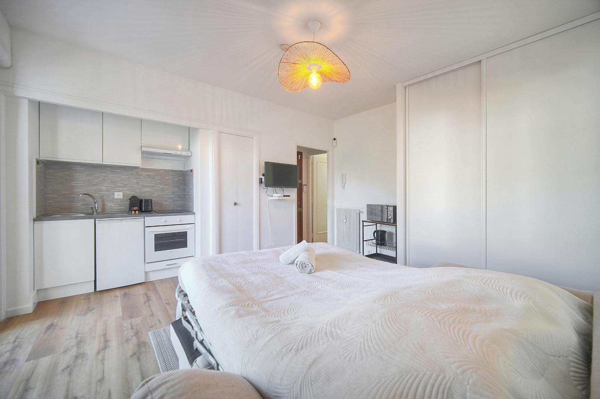 Apartment Lumineux Avec Loggia A0b203