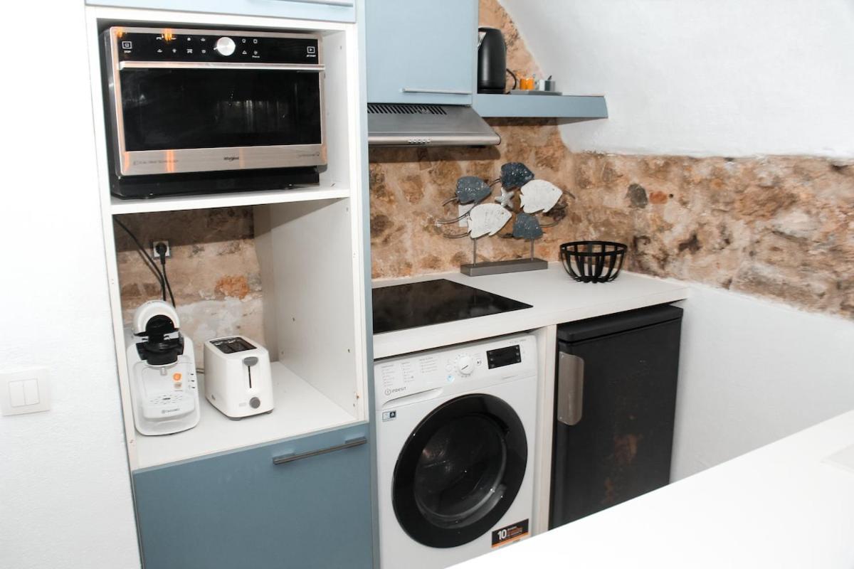 De Charme Au Suquet Apartment