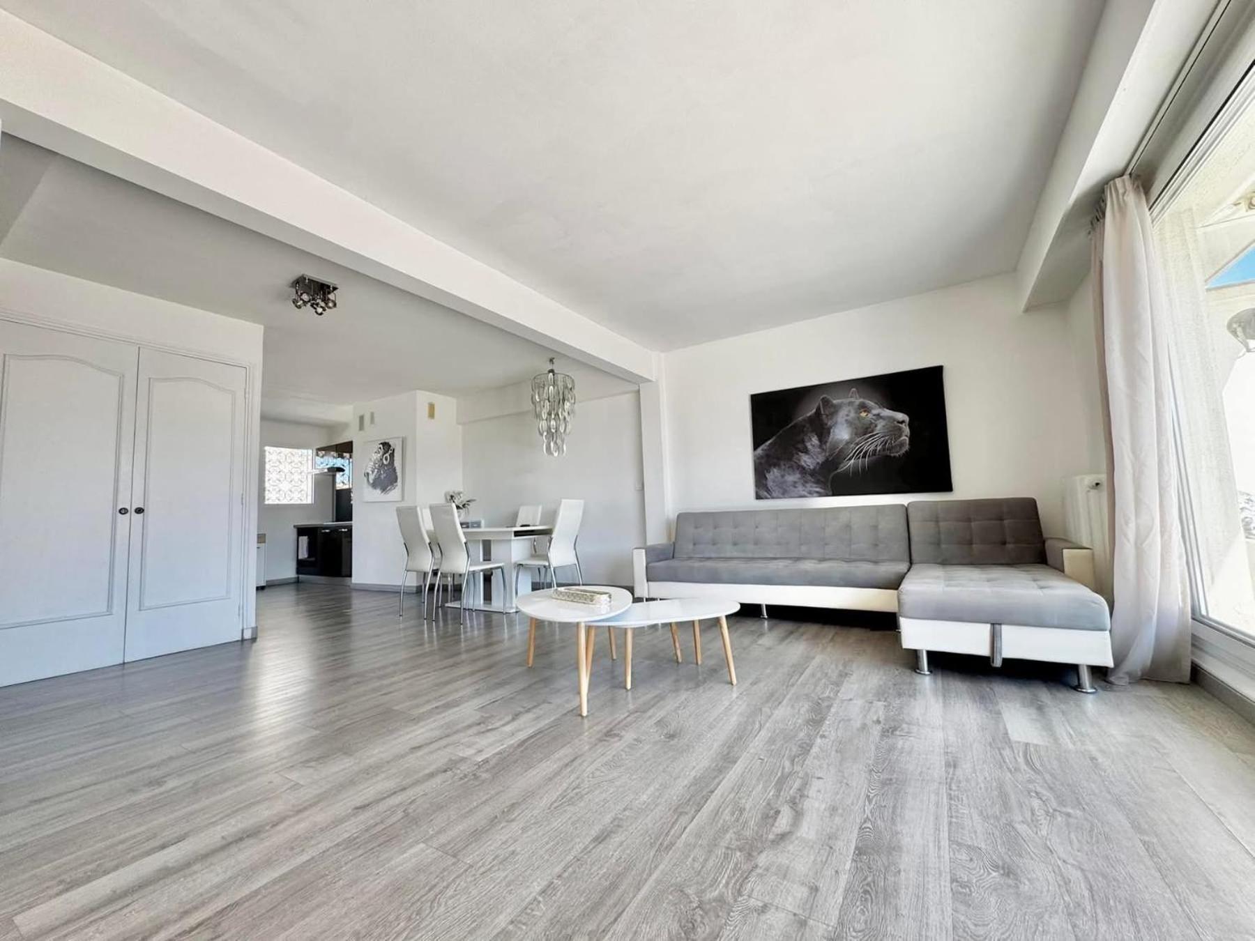 Bel 84m2 Avec Terrasse Et Parking Apartment