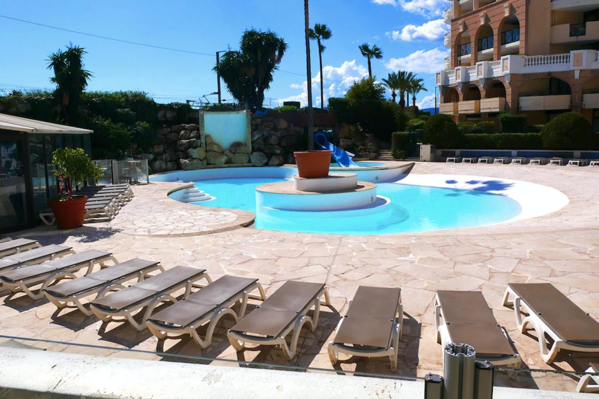Apartment Splendid Sea View - 2 Comfy - Swimming Pools Cannes