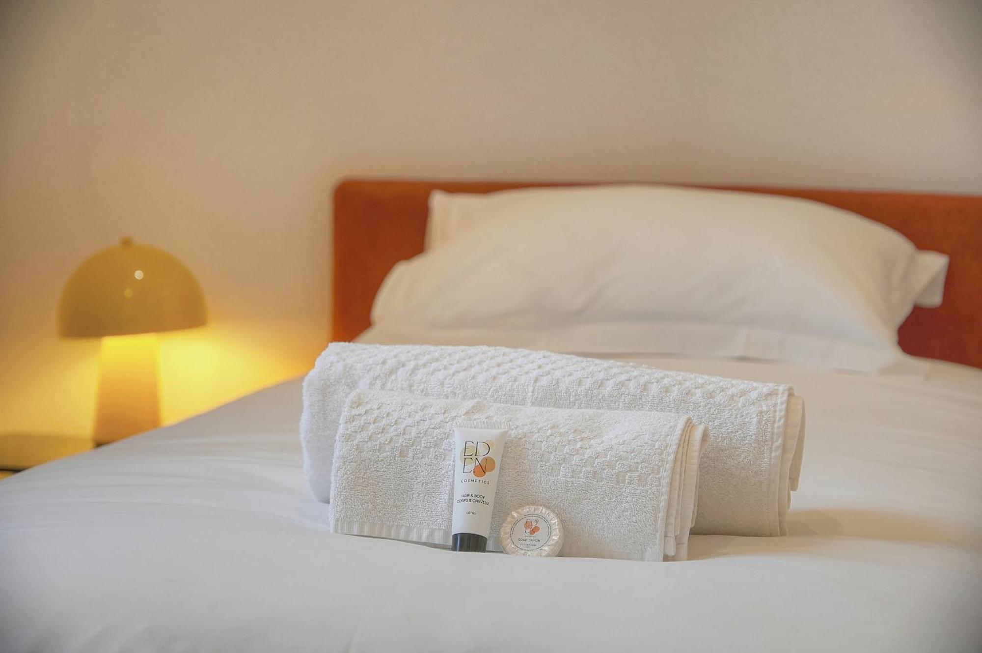 Apartment 3 Pieces Climatise Refait A Neuf En 2025 Carre D'Or A2B194 Cannes