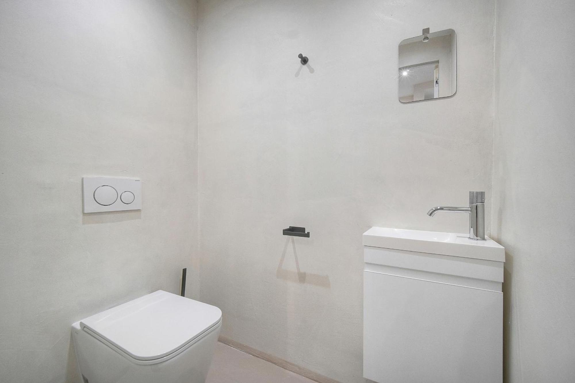 Apartment 3 Pieces Climatise Refait A Neuf En 2025 Carre D'Or A2B194
