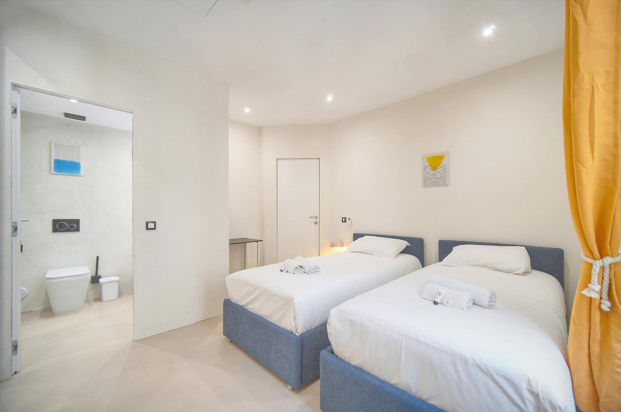 3 Pieces Climatise Refait A Neuf En 2025 Carre D'Or A2B194 Apartment *