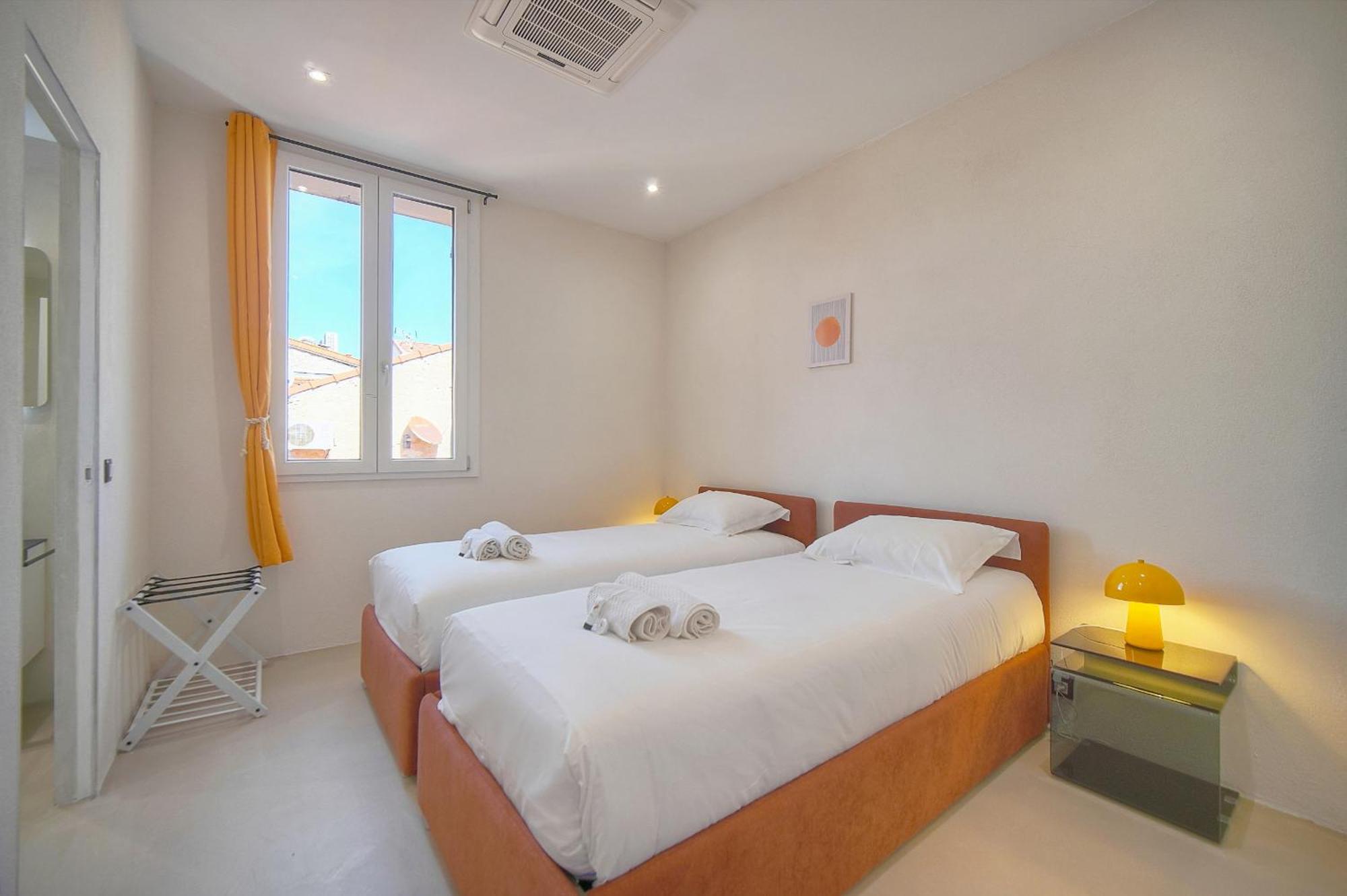 3 Pieces Climatise Refait A Neuf En 2025 Carre D'Or A2B194 * Cannes