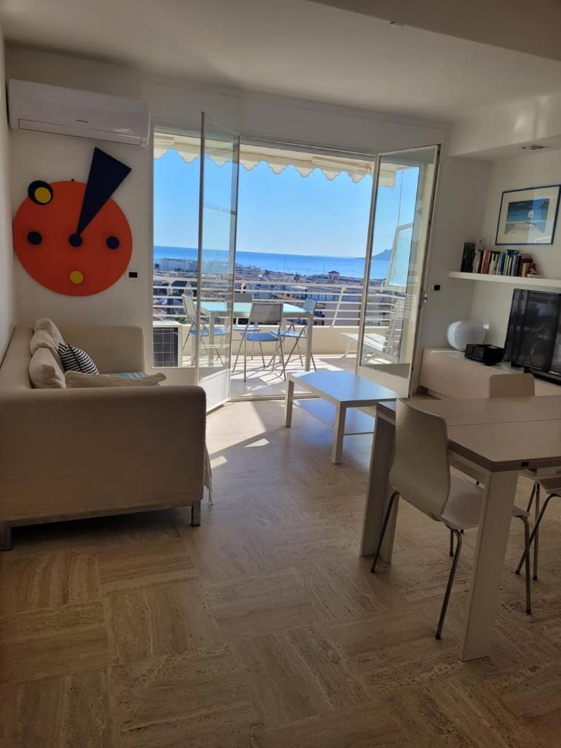Apartamento The Horizon - Sea View & Peaceful Retreat *