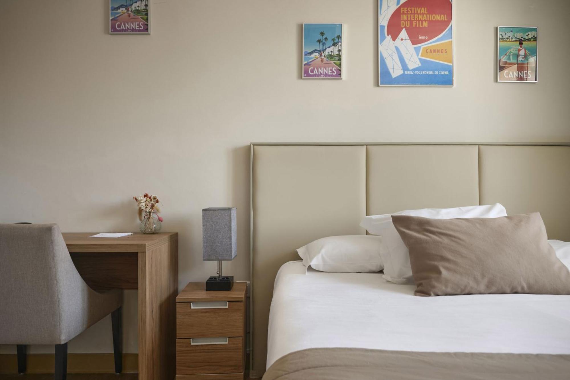 Des Congrès Et Festivals Hotel 3*