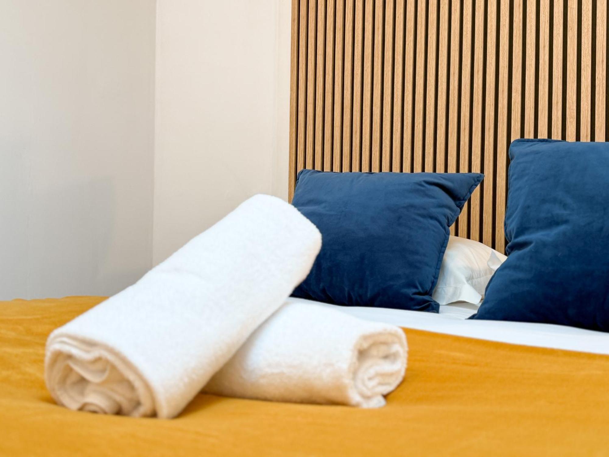 The Cosy Nest - 1 Bedroom Apartment *