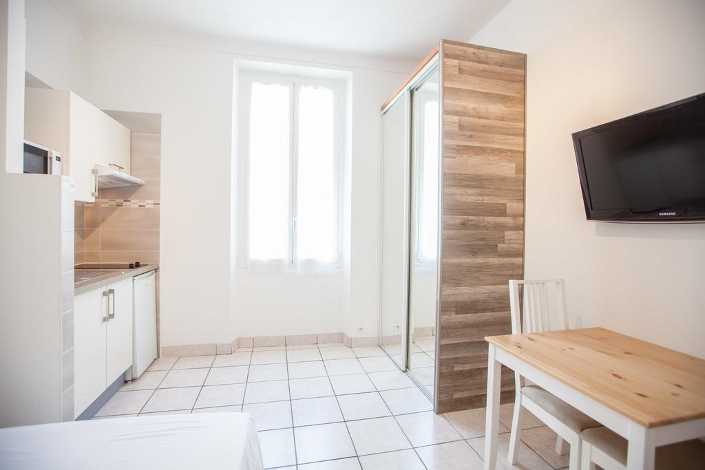 Apartment Foch