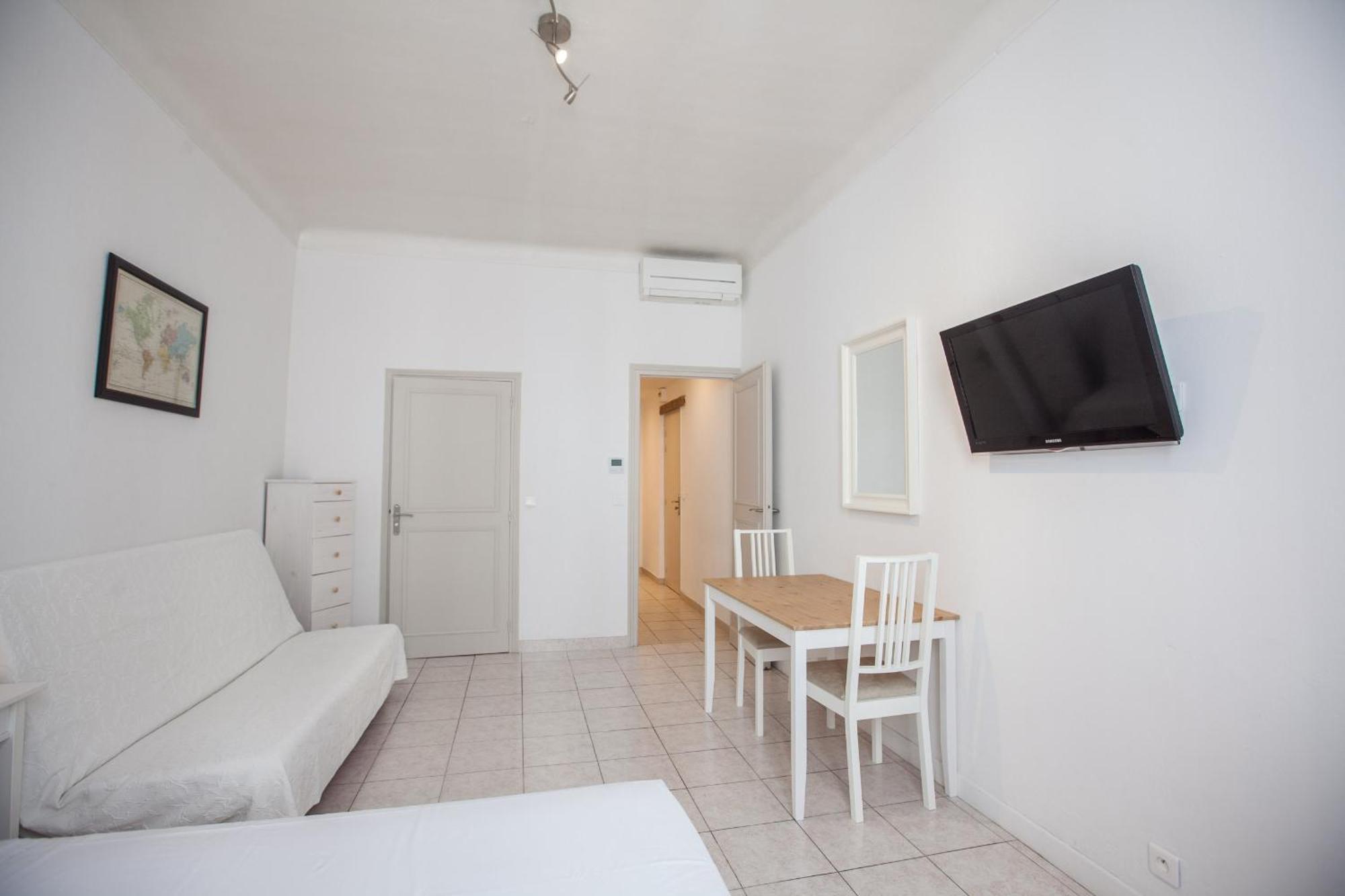 Apartment Foch *