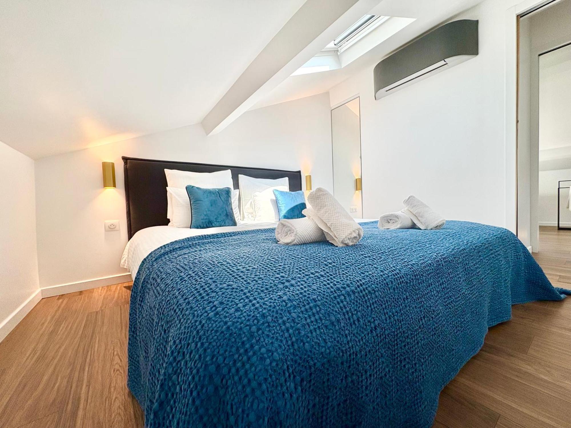 Duplex En Plein Coeur De Cannes, 5 Min Walk To Croisette And Palais Apartment