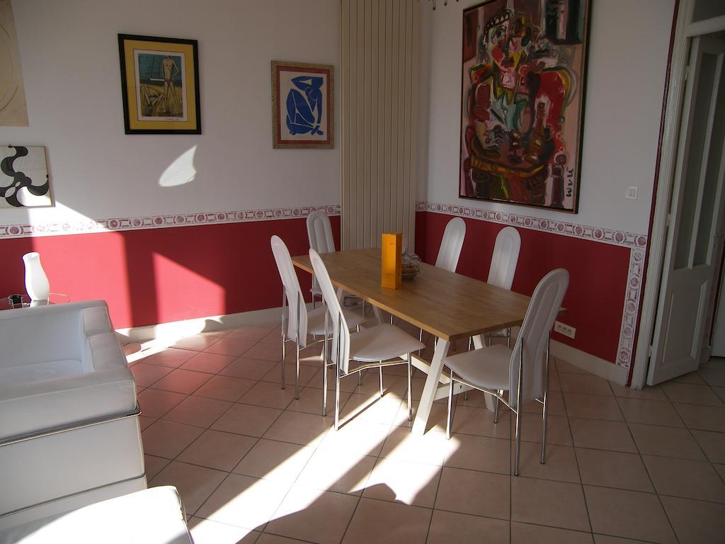 Apartment Louis Blanc/forville