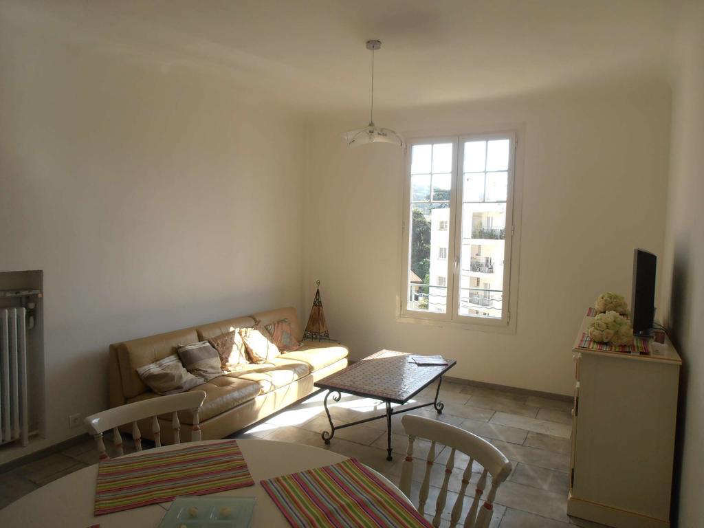 Apartment Palais Meurice *