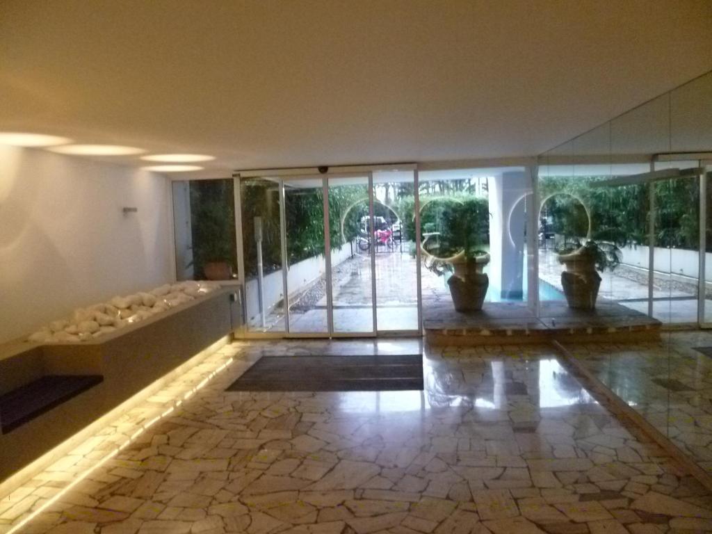 Apartment Karolina - Commodore Croisette Cannes
