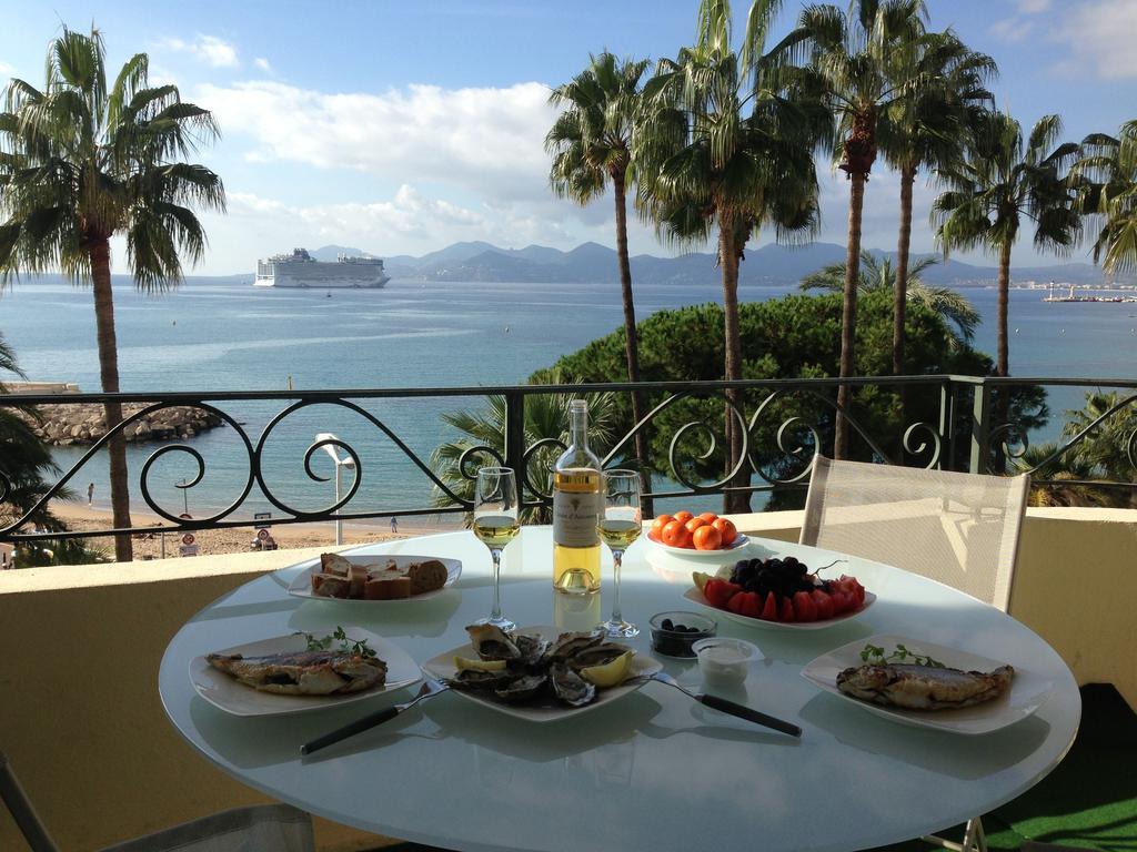 Studio On The Croisette With Sea View Cannes