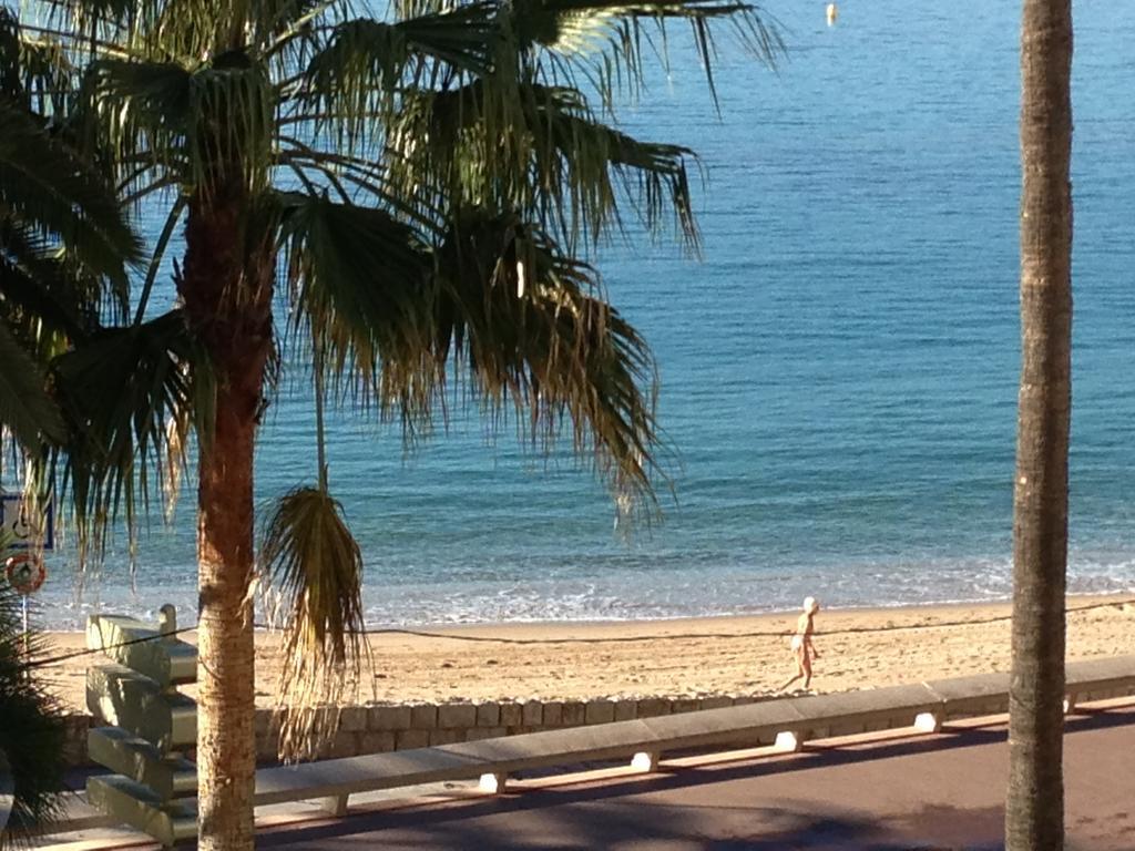 Studio On The Croisette With Sea View Appartement Cannes