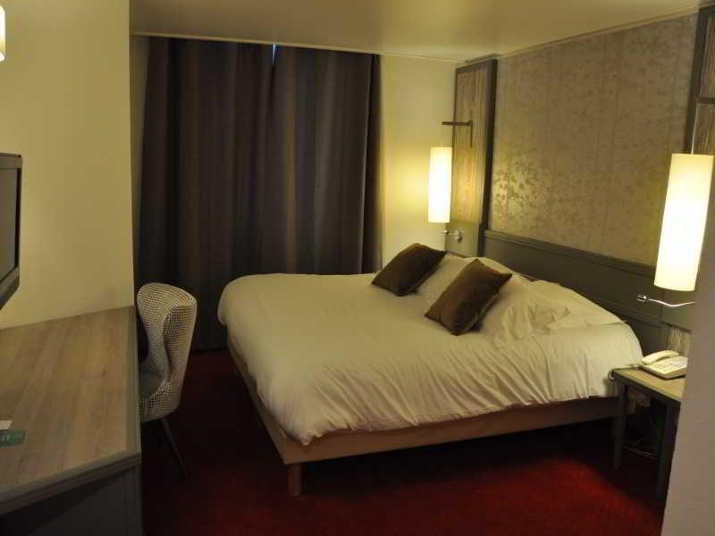 America Hotel 4*