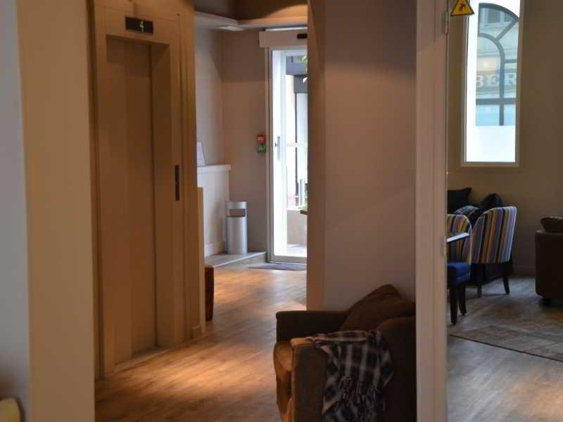 America Hotel 4*