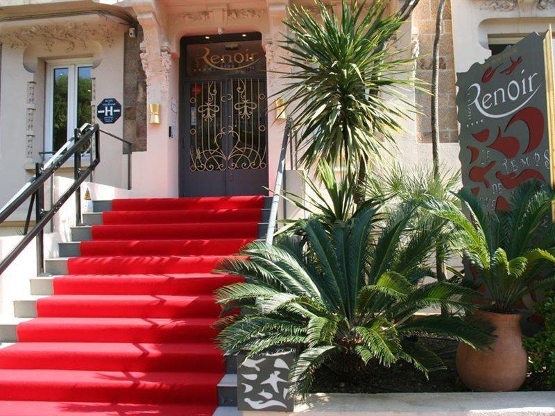 Renoir Hotel 4*