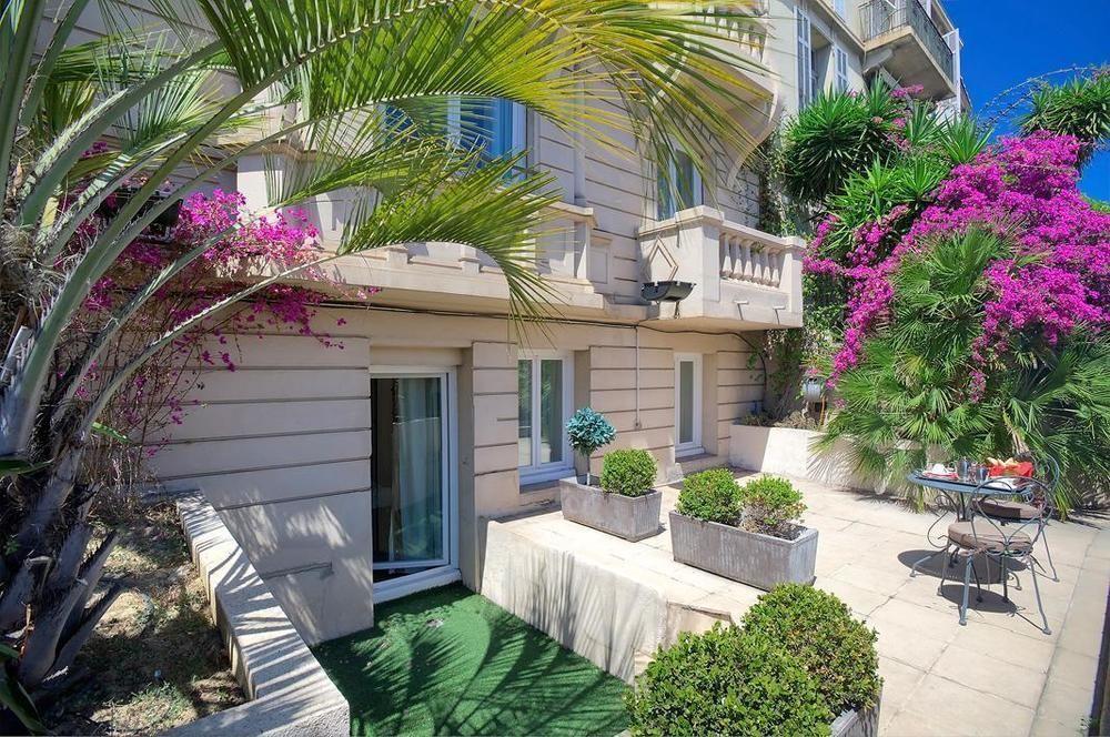 Hotel Renoir 4*