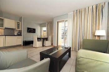 Neotelia Pavillon Riviera * Cannes