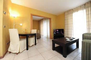Neotelia Pavillon Riviera Apartment