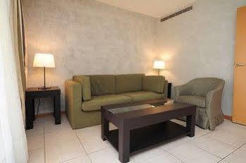 Neotelia Pavillon Riviera Apartment