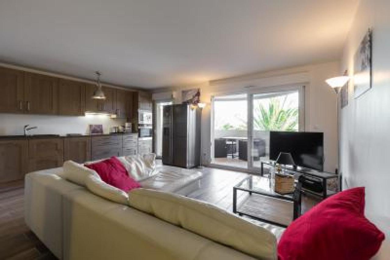 Croisette Serenity: Modern 3-bed Cannes