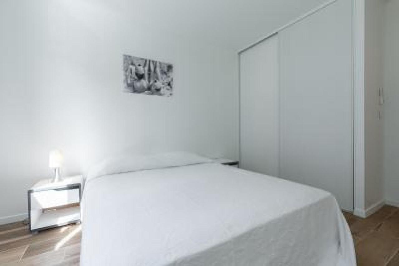 Croisette Serenity: Modern 3-bed Apartment Cannes