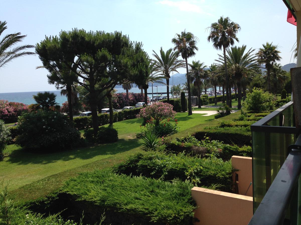 Terrace Front & Sea View Cannes