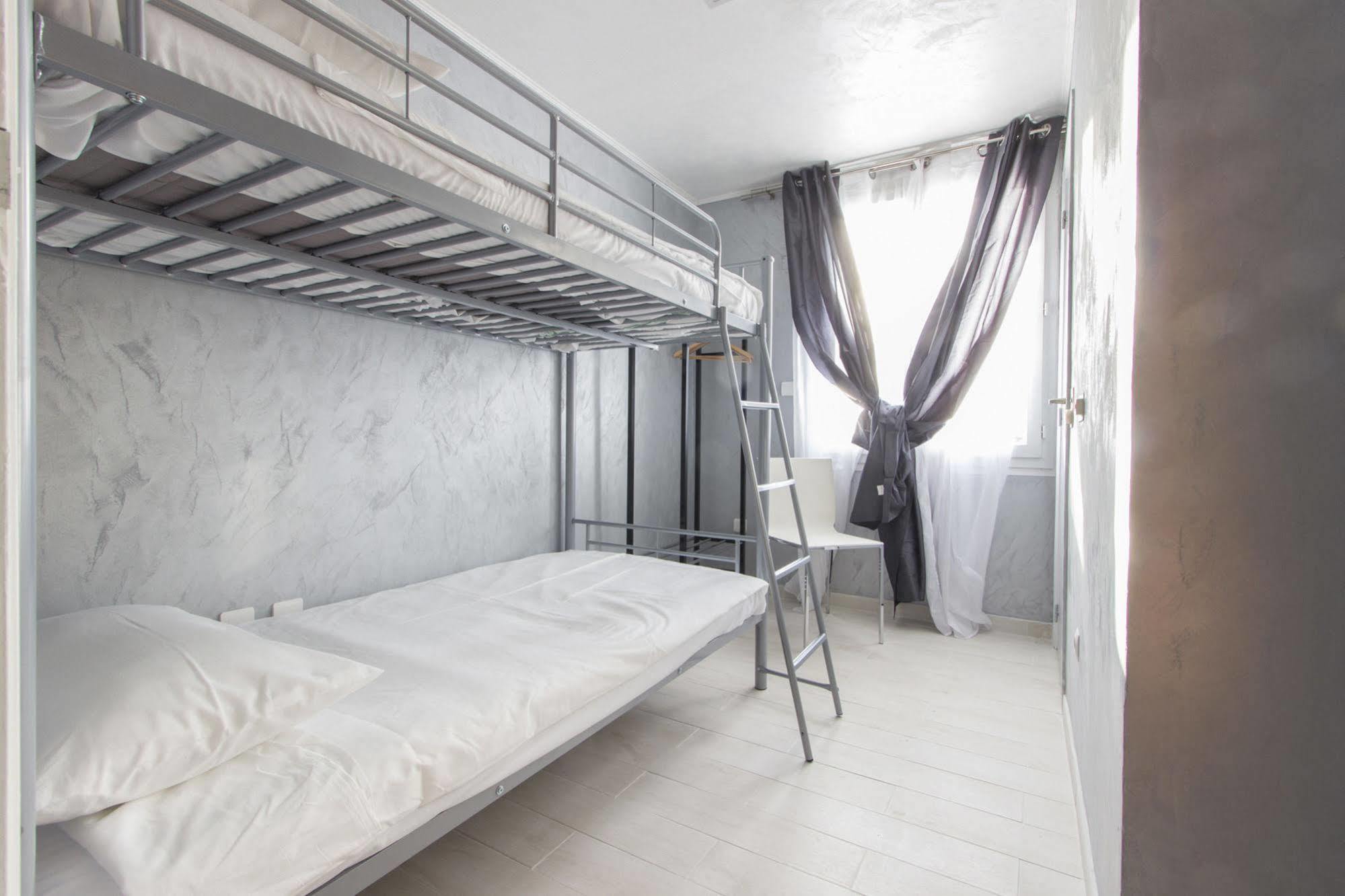 Des Congrès Et Festivals Hotel 3*