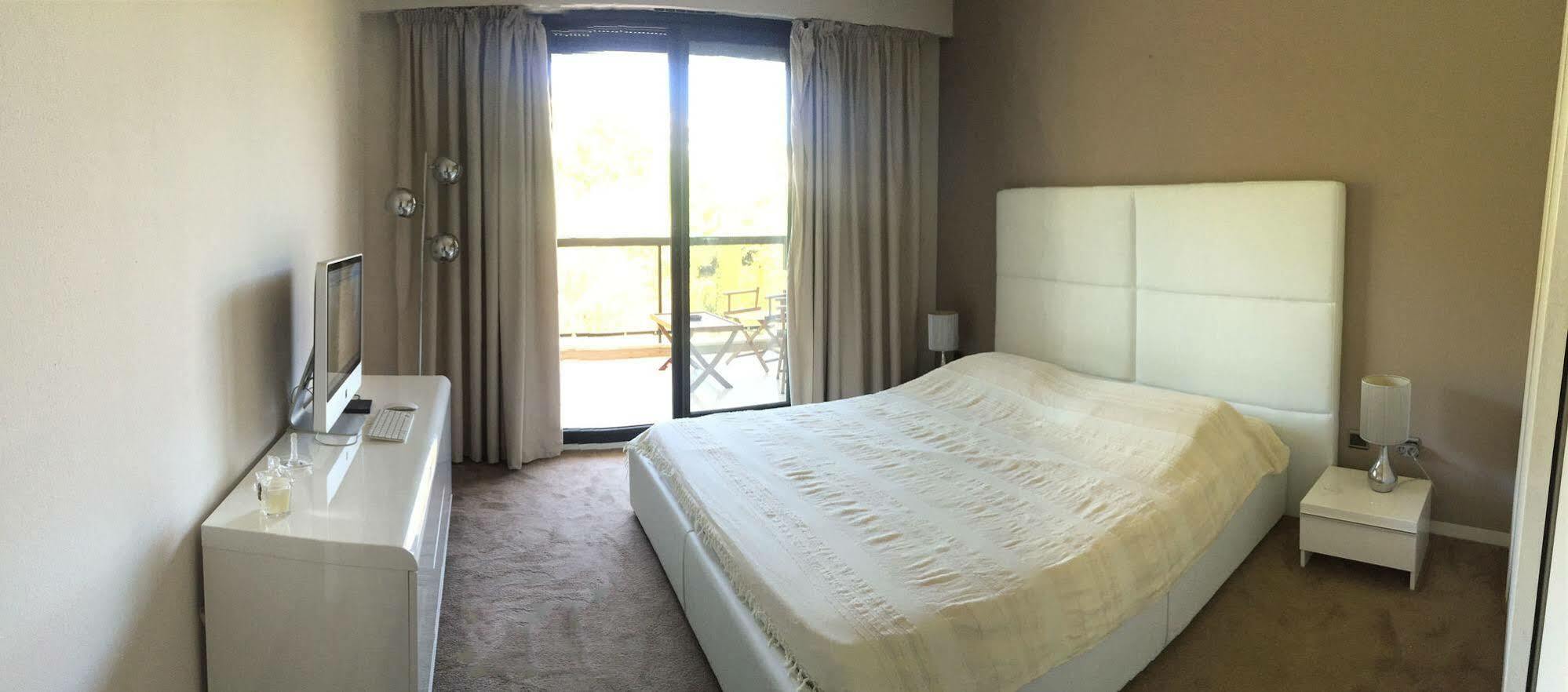 Parc Montrose Apartment