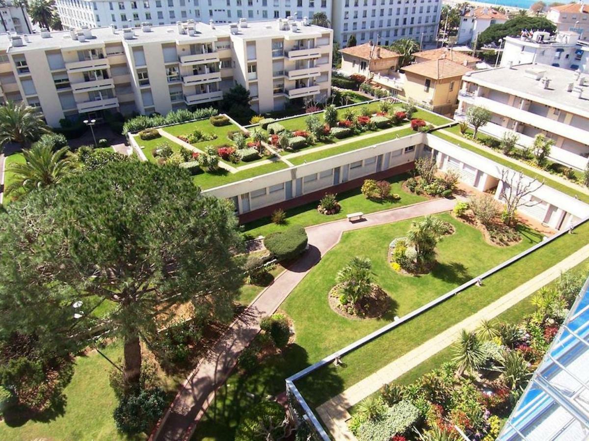 Appartement #pacagroom# Studio Alexandre Iii