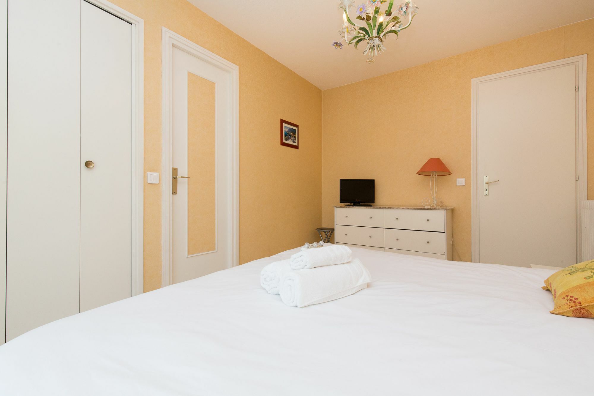 Palais Royal Yourhosthelper Apartment Cannes