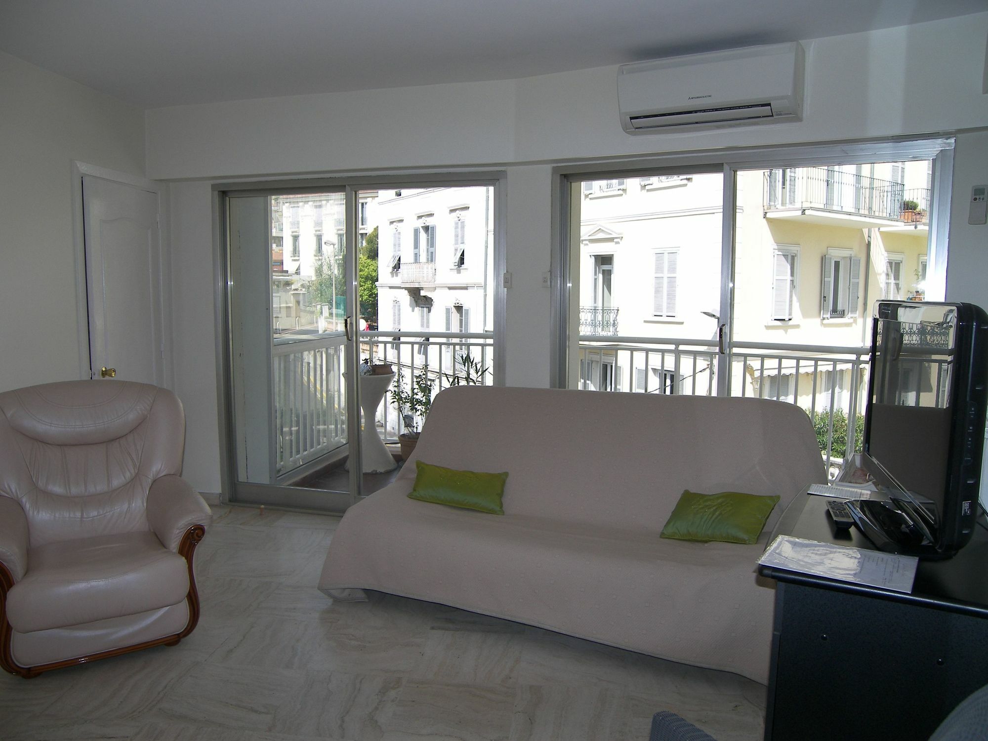 Apartment Three-bedroom Super Cannes