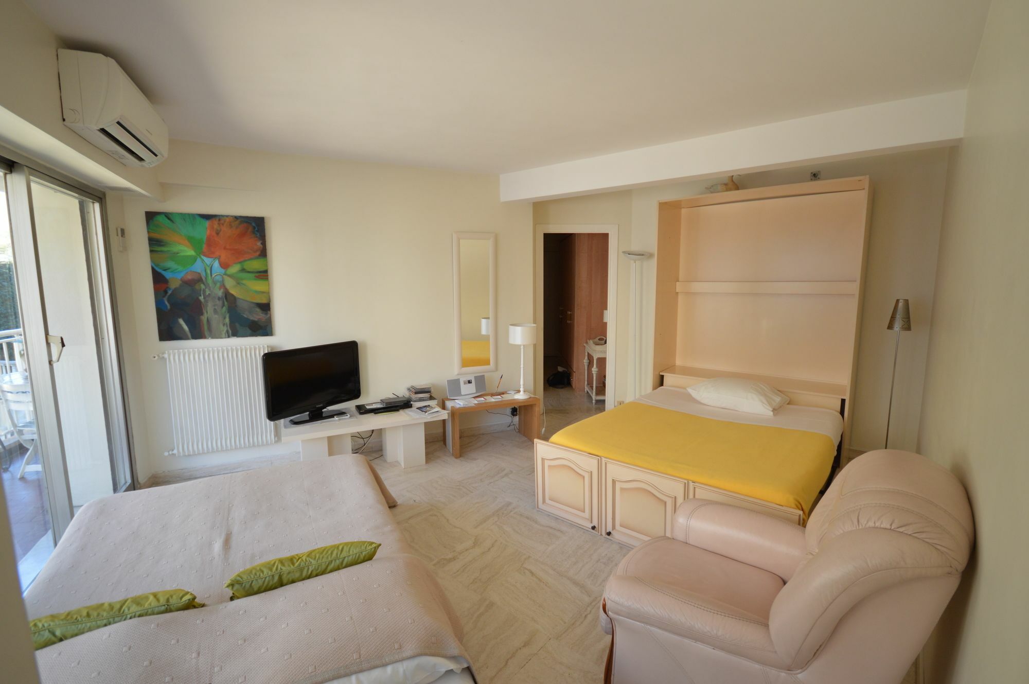 Three-bedroom Super Cannes