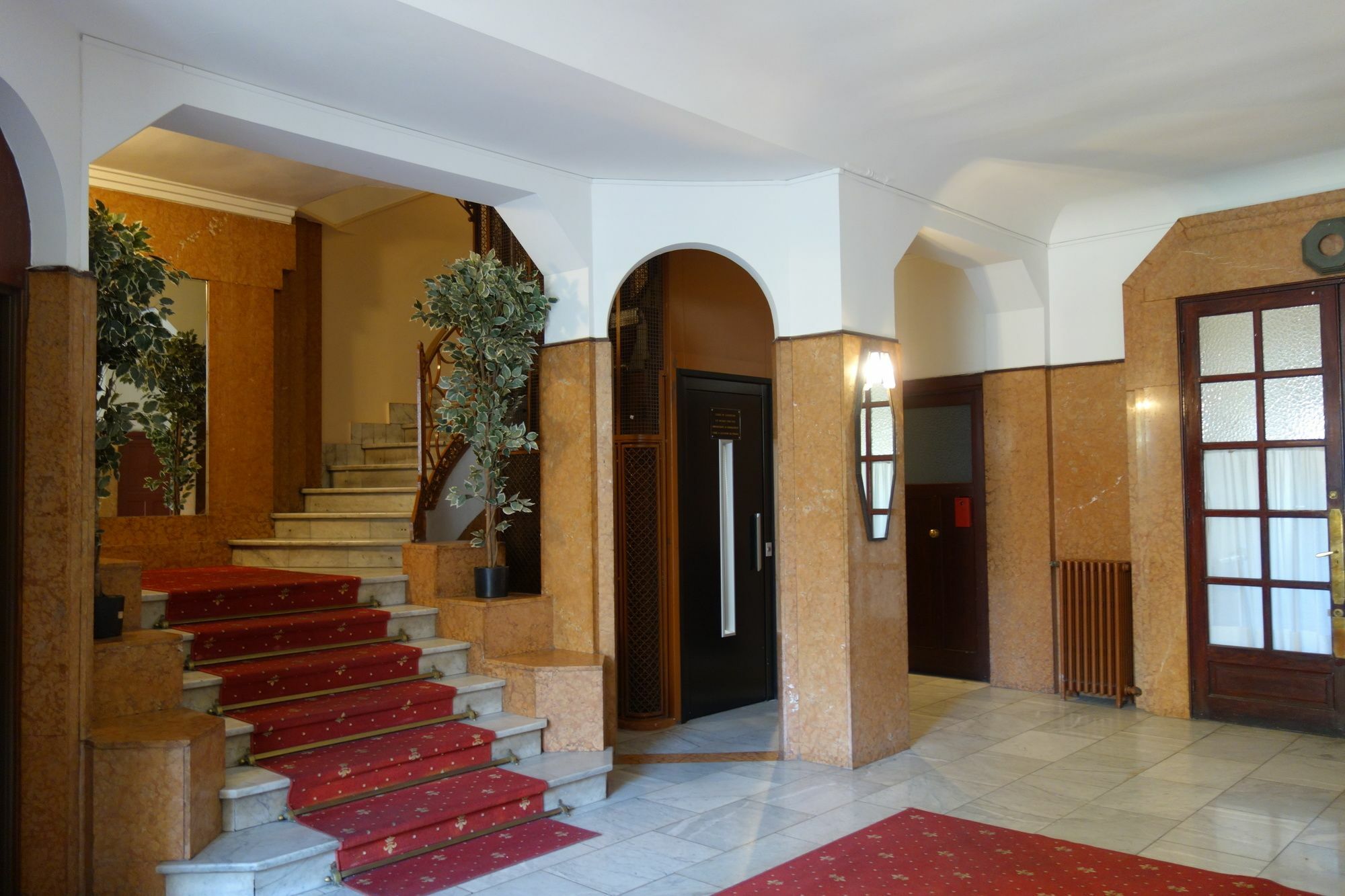 Apartment Palais Meurice *