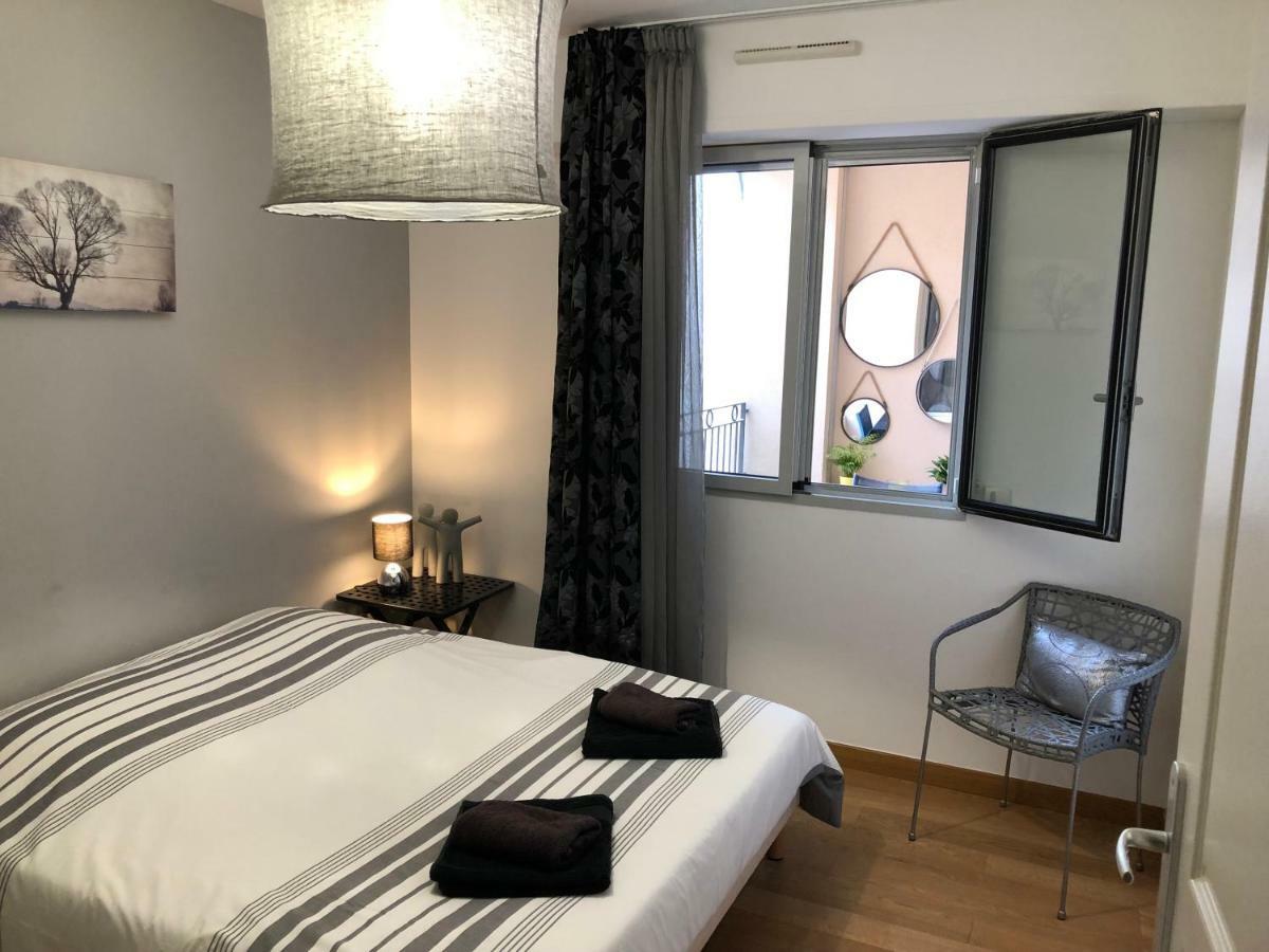 10 Rue De La Rampe Apartment *