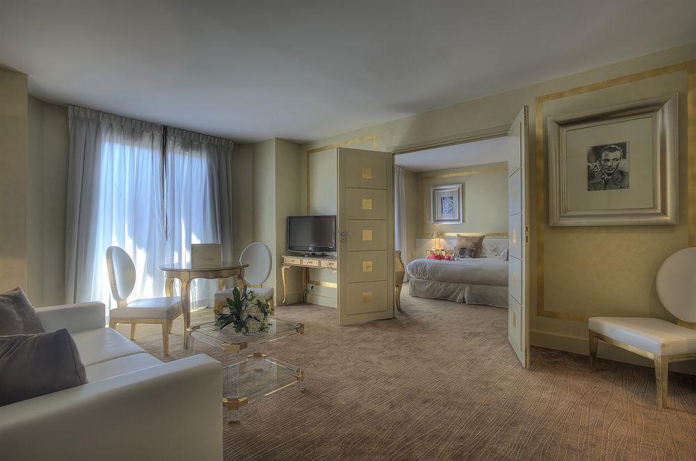 Renoir Hotel