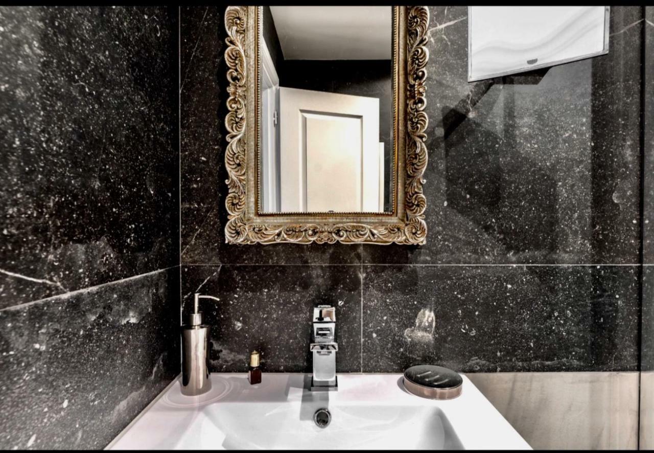 Apartment La Croisette - Superbe Au Mythique Palais Miramar Cannes