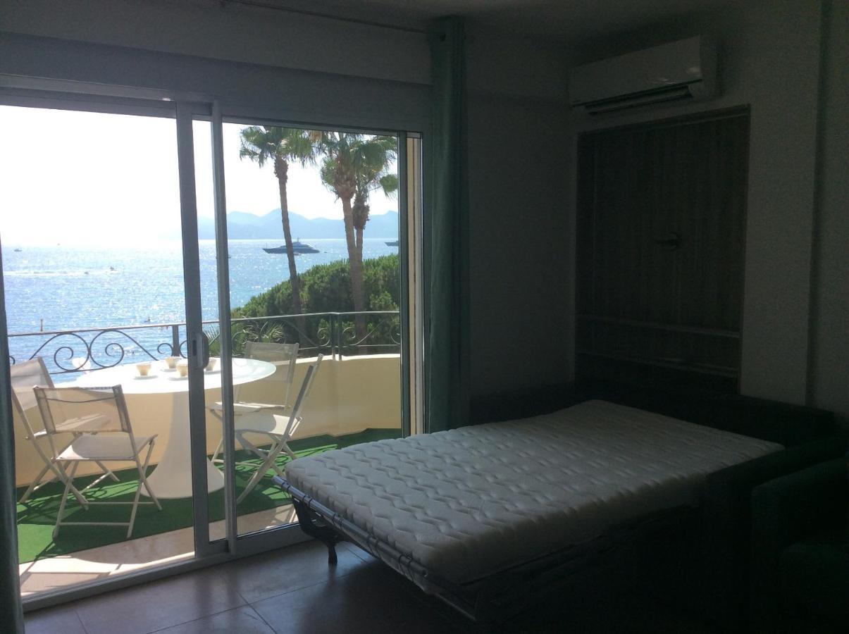Studio On The Croisette With Sea View