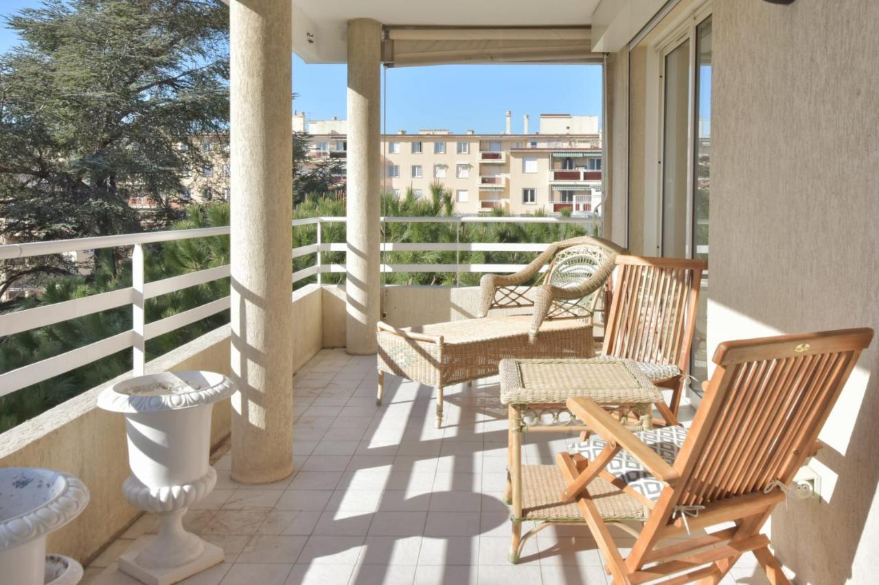 3-br Sea View Swimming Pool Apartment *