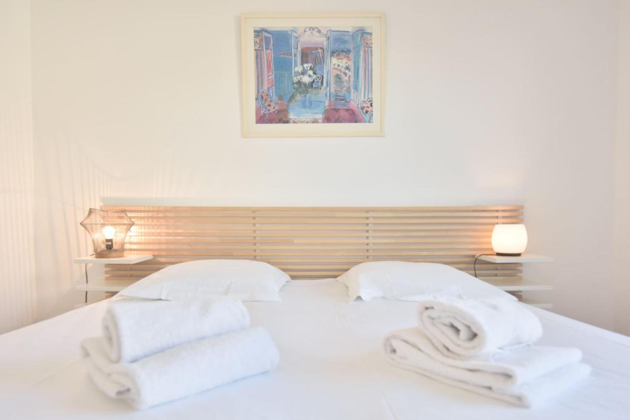 3-br Sea View Swimming Pool *