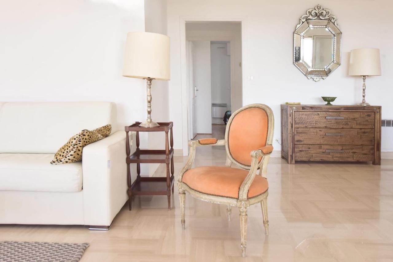 3-br Sea View Swimming Pool Apartment *